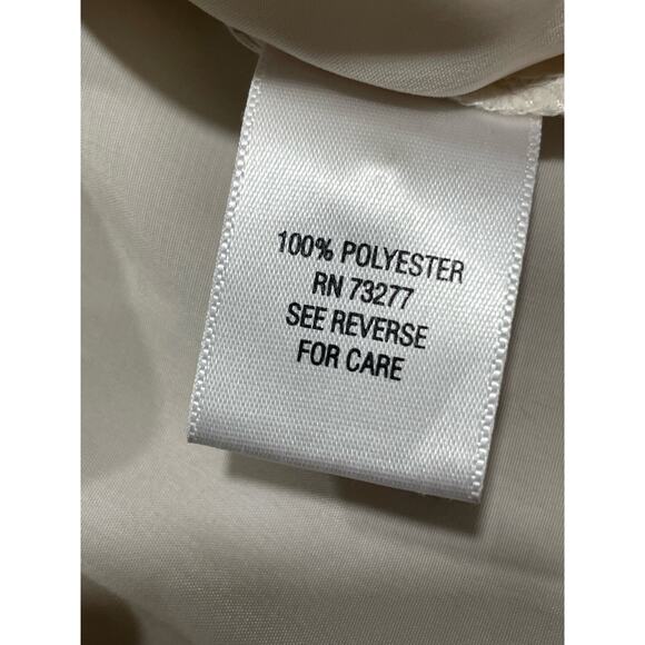 Vera Wang Princess Womens Sz Small Sheer Sleeveless Shell Scoop Neck Top Cream - Picture 5 of 7